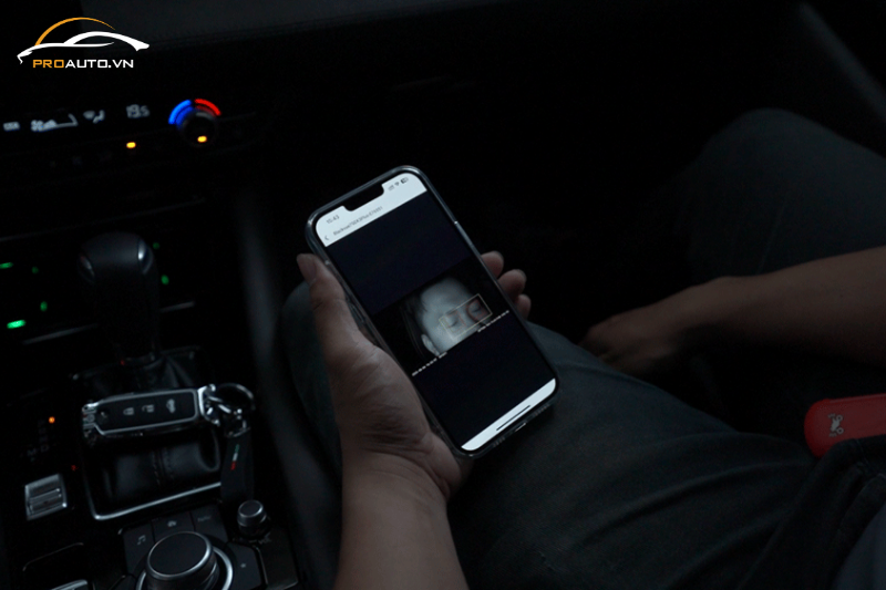 Camera hành trình Blackvue DR970X-2CH LTE - Quản lý qua ứng dụng Blackvue