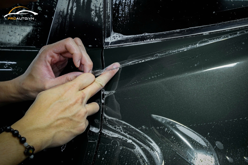 Điều cần biết khi dán PPF xe MG Cyberster chính hãng