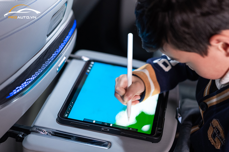 Lưu ý khi lắp đặt bàn làm việc 6.0 ô tô chính hãng