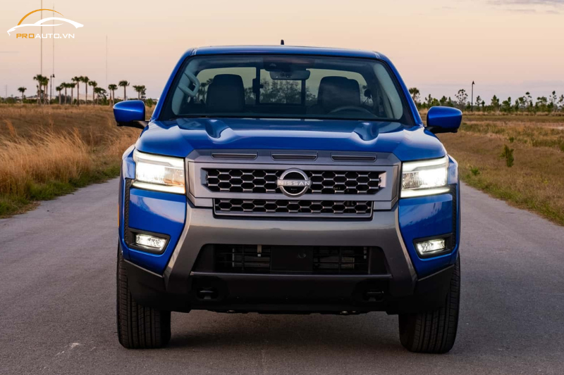 Phủ gầm xe Nissan Navara 2025 loại nào vừa bền, êm?