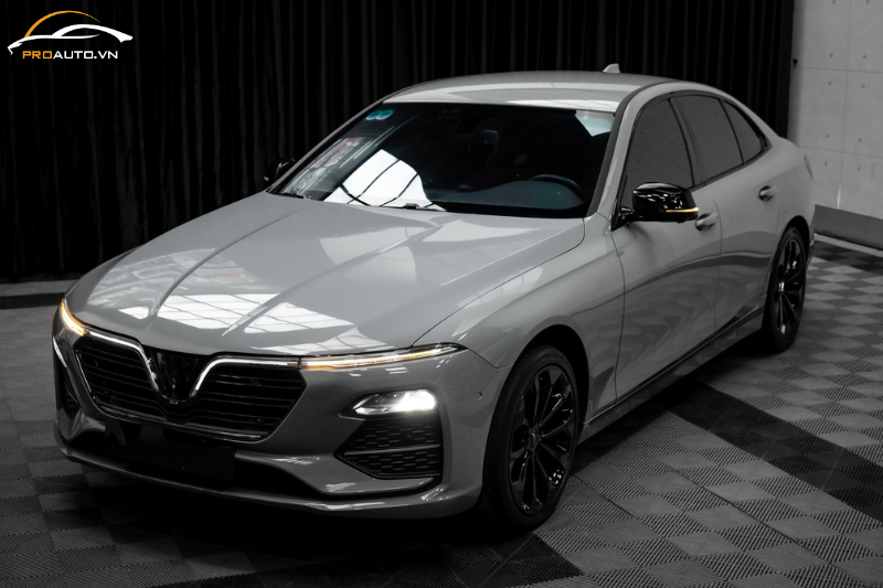 Khả năng bảo vệ giữa PPF đổi màu và dán wrap decal xe ô tô