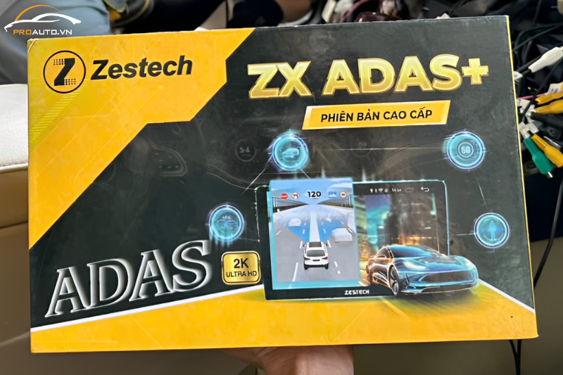 Màn hình Zestech ZX ADAS+ CC - Bảng giá và kinh nghiệm 2025