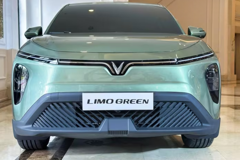 Ngoại thất VinFast Limo Green vuông vức, đậm chất MPV đô thị