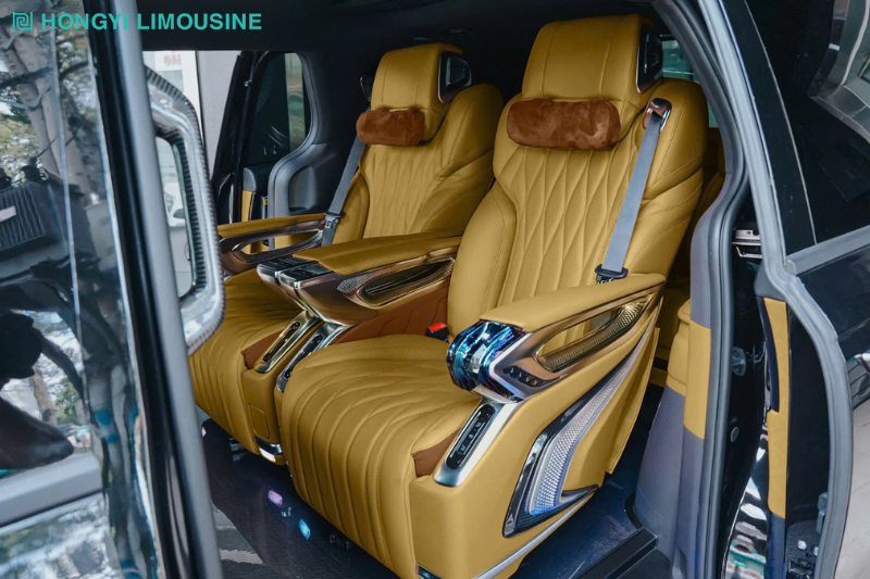Hongyi Crystal 4.0 Max độ ghế Limousine xe MPV