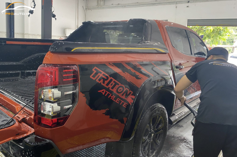 Đội ngũ rửa xe ô tô Quận 5 tay nghề cao, nhiều kinh nghiệm