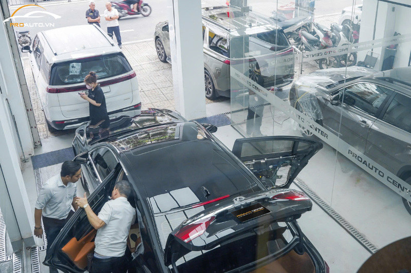 Rửa xe ô tô Quận 5 được tư vấn kỹ lưỡng, chăm sóc tận tâm