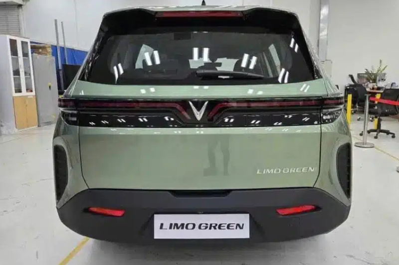 VinFast Limo Green vận hành êm ái, tiết kiệm và thân thiện với môi trường