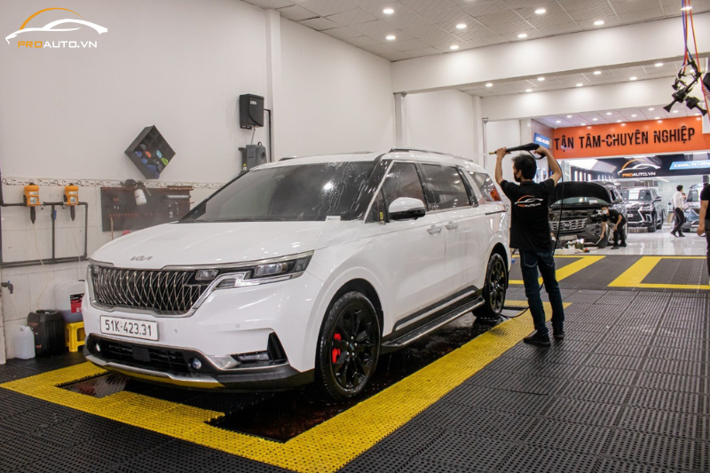 Kinh nghiệm quan trọng khi chăm sóc xe detailing tại TPHCM