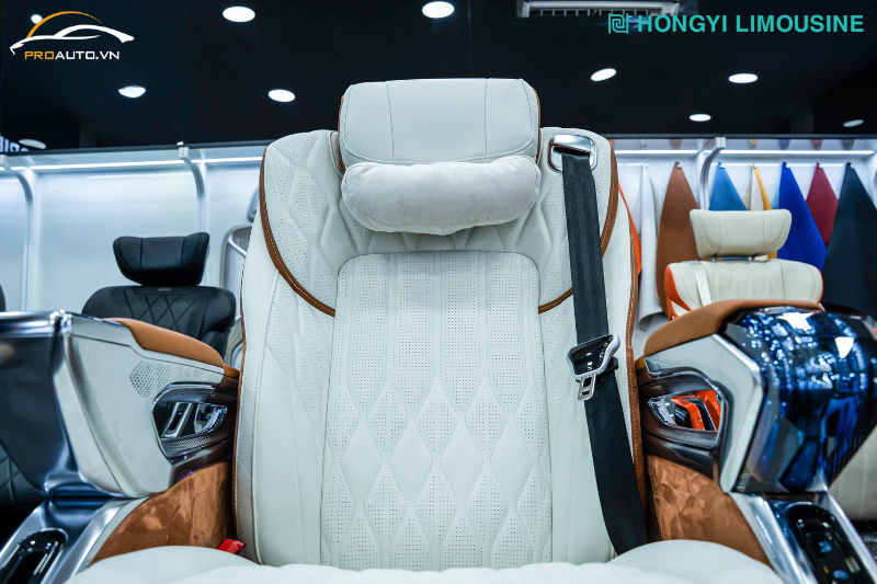 Lưng ghế Crystal 6.0 Pro Max thiết kế ôm sát