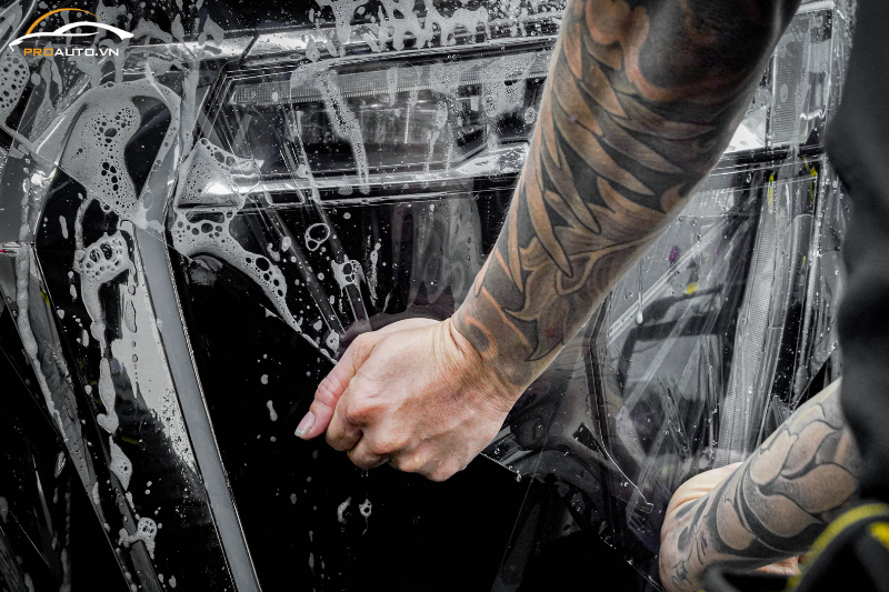 PPF Magnus Pro Zenix hạn chế hư hại từ va đập, mảnh vỡ