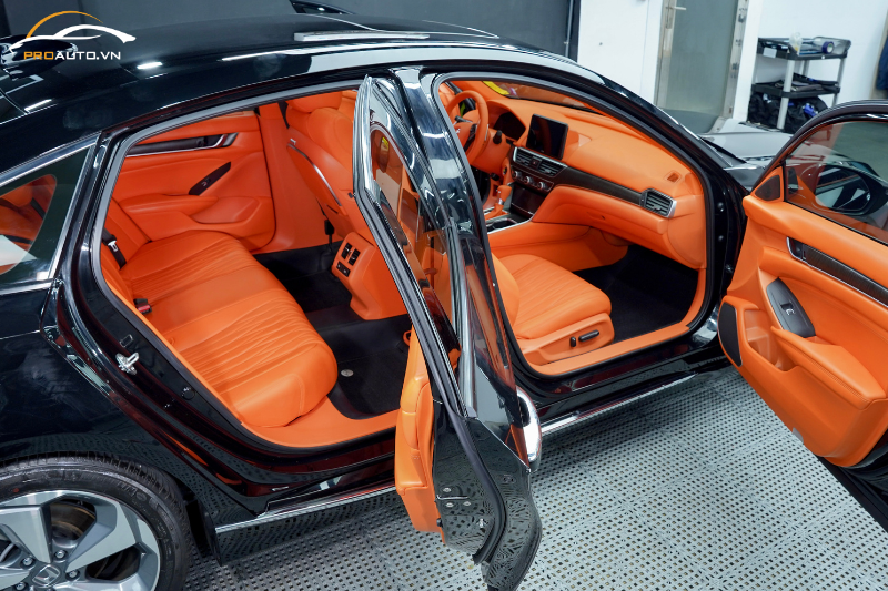 Bọc ghế da ô tô: Bảng giá và kinh nghiệm 2025