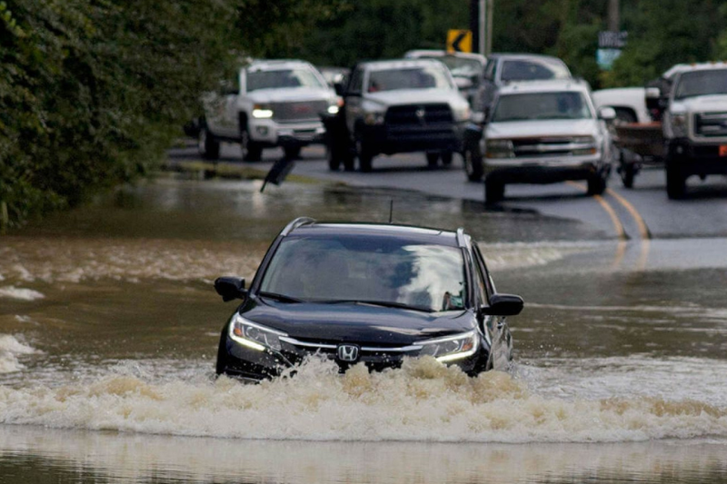Cách xử lý xe ngập nước đúng kỹ thuật