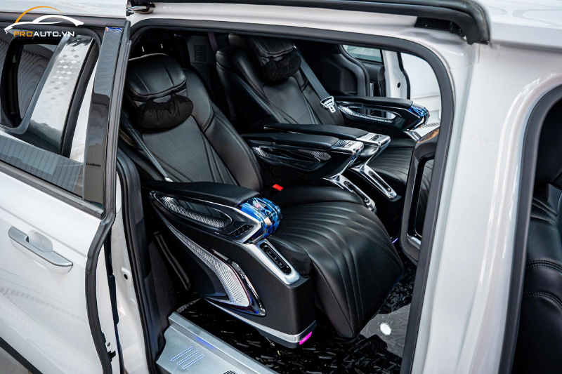 Gói thương gia độ Solati limousine 16 chỗ