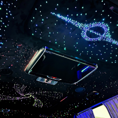 Nâng cấp limousine 16 chỗ với đèn trần ánh sao cá nhân hóa