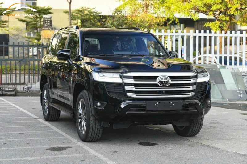 Kinh nghiệm độ Limousine xe Toyota Land Cruiser chính hãng