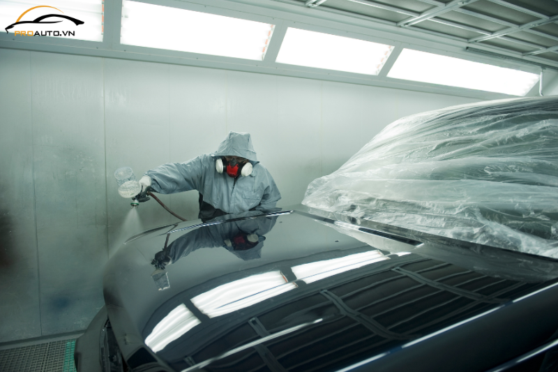 Sơn xe ô tô – Sơn lớp phủ bóng