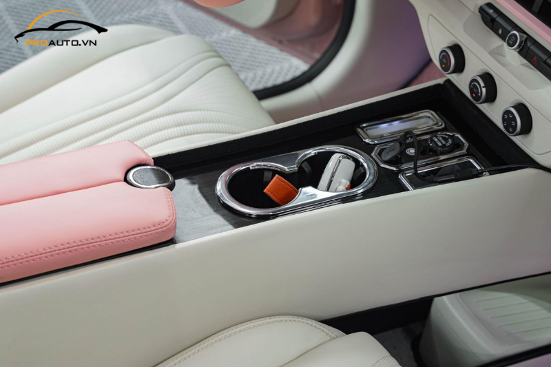 Khi nào cần sơn nhựa nội thất ô tô?