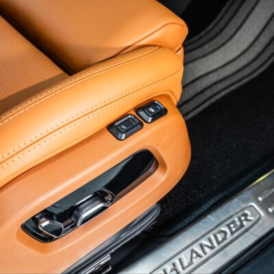 Sơn nhựa nội thất ô tô là gì?